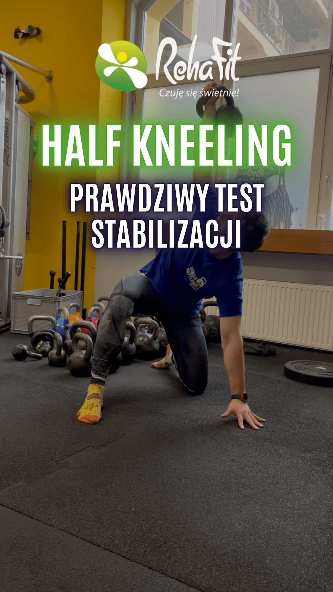half kneeling ćwiczenia